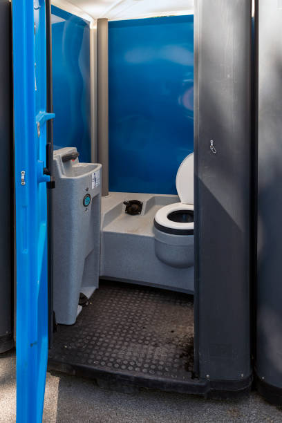 Best Portable toilet rental cost  in Erwin, NC